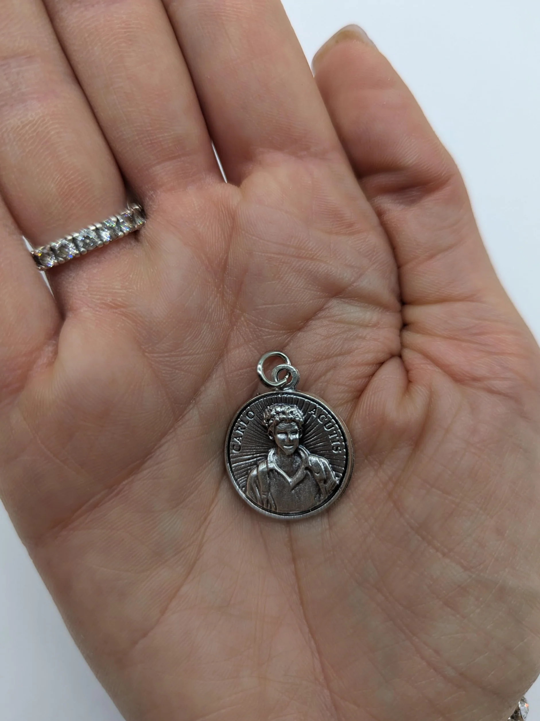 Medaglia di Carlo Acutis con biglietto e preghiera, Regalo religioso cattolico